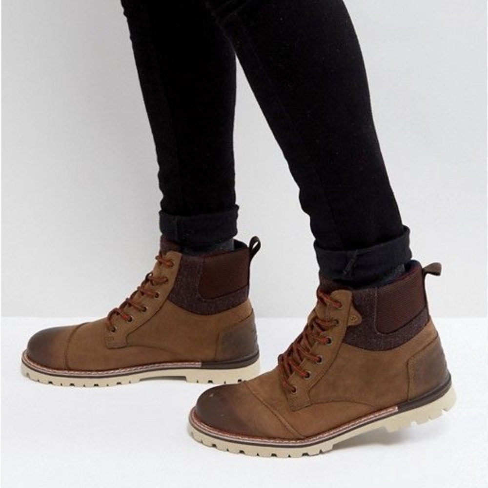 TOMS Ashland boots. Size 11.5.